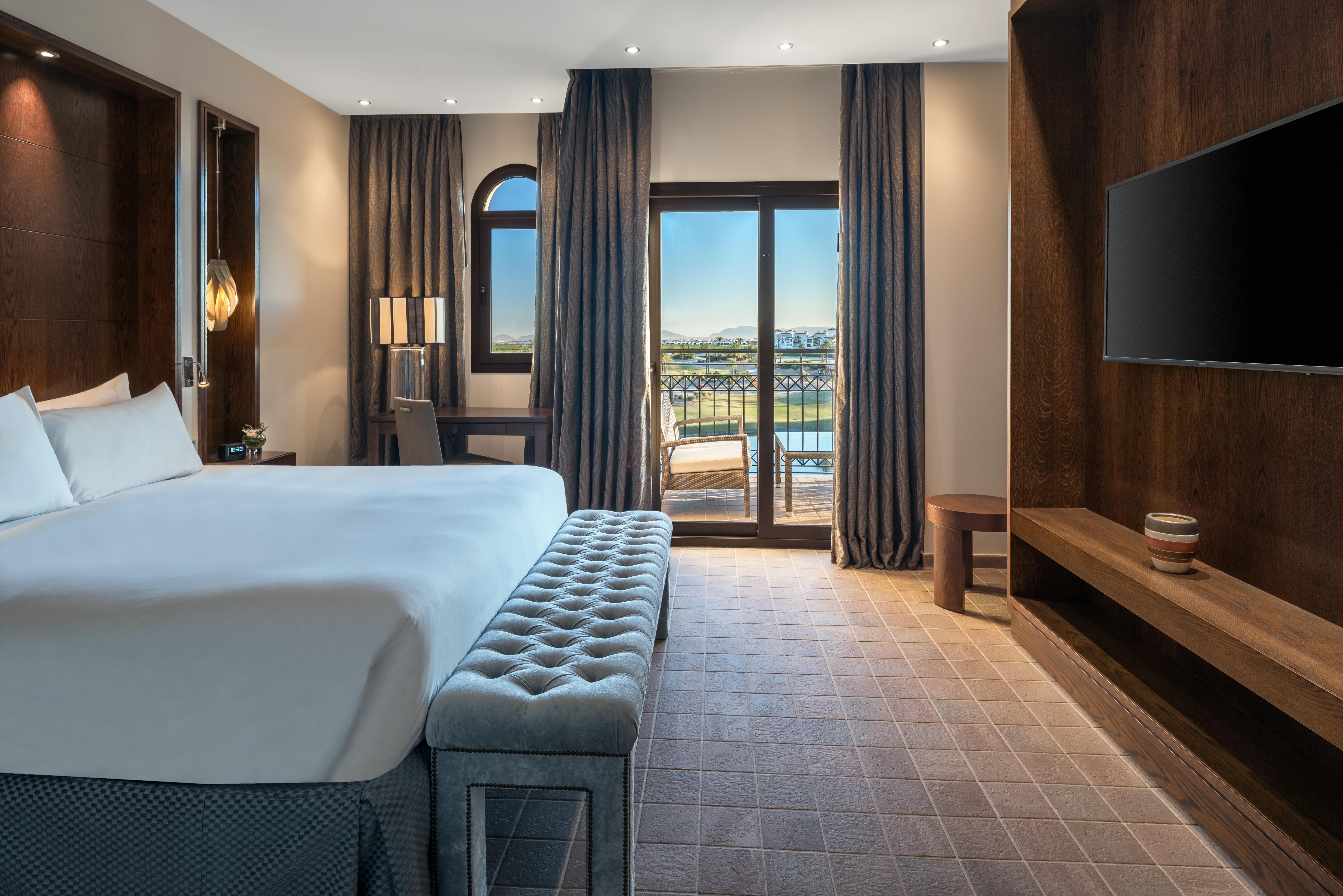 더블트리 바이 힐튼 라 토레 골프 앤 스파 리조트 롤단 외부 사진 A guest room at the hotel