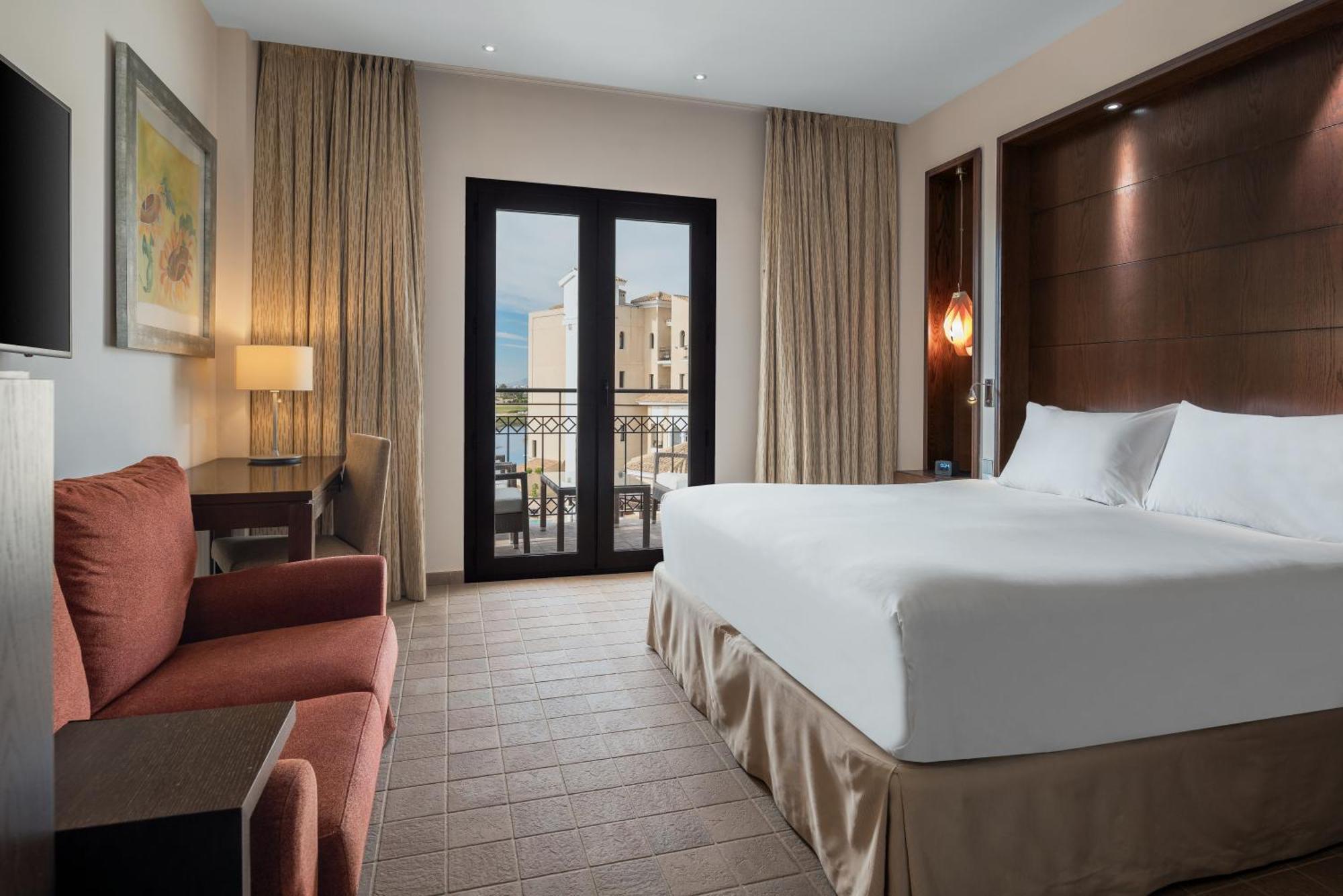 더블트리 바이 힐튼 라 토레 골프 앤 스파 리조트 롤단 외부 사진 A room at the Hilton Nicosia
