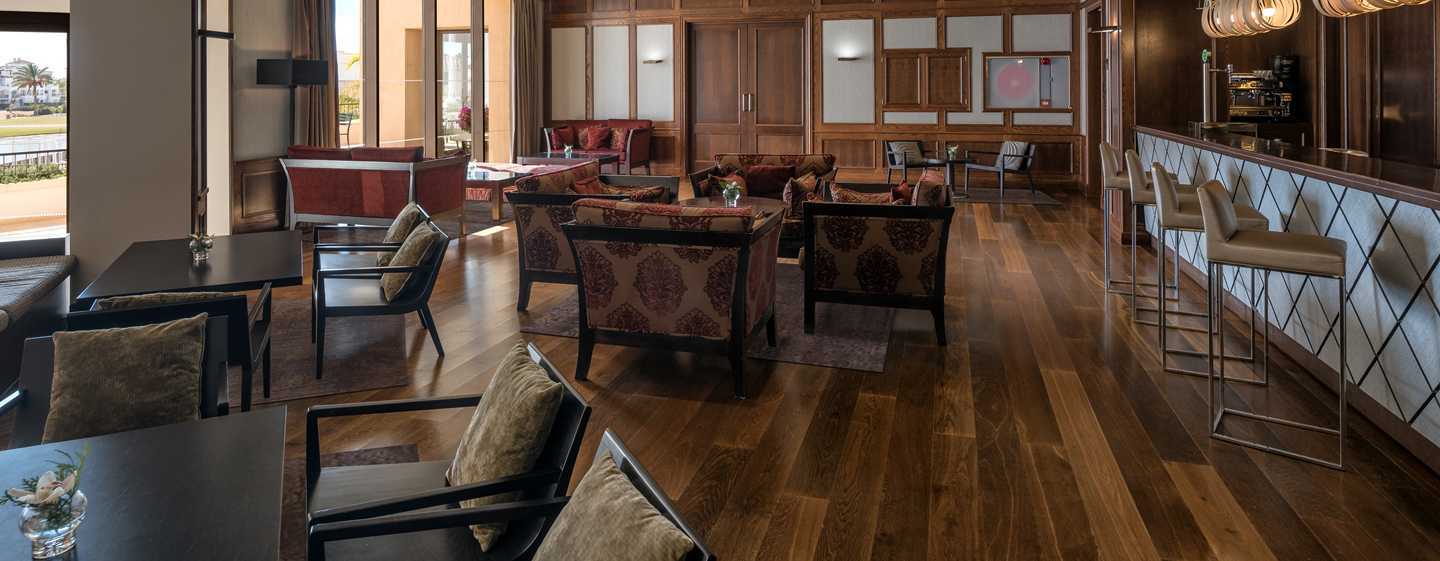 더블트리 바이 힐튼 라 토레 골프 앤 스파 리조트 롤단 외부 사진 Wood flooring
